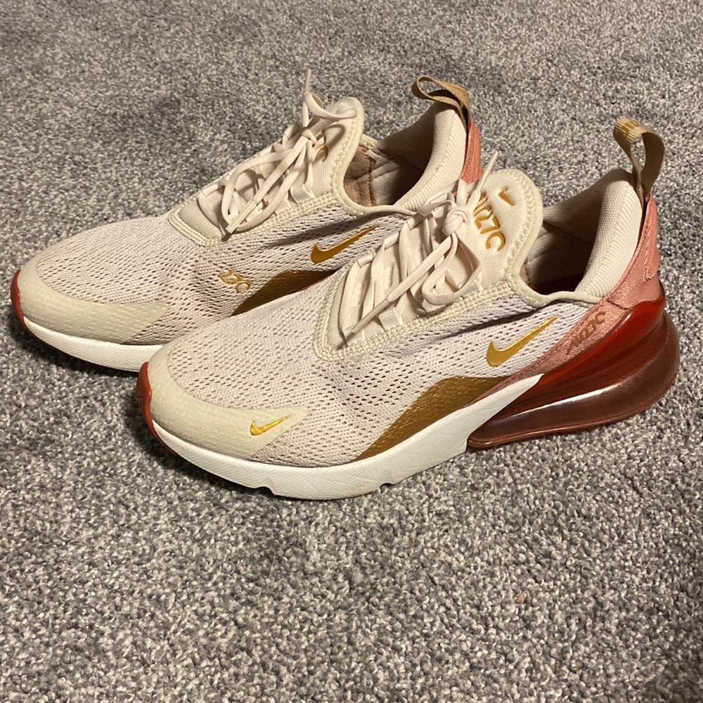 Womens nike air max 270